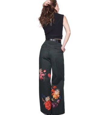The Kit Leigh Trouser in Winter Bouquet Size 2
